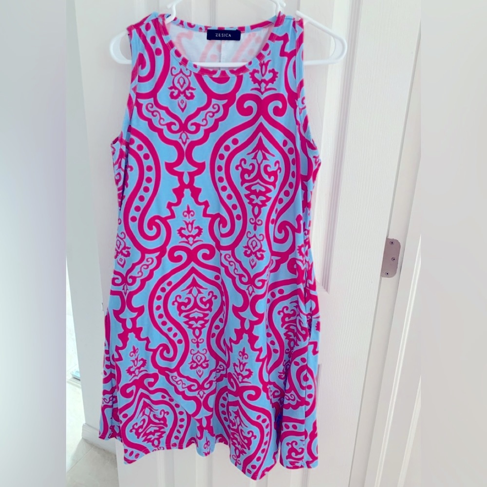 Sleeveless summer dress